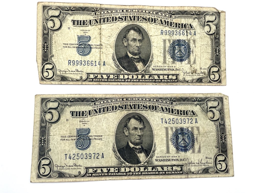Two Series 1934-D US Small-size $5 Silver Certificates