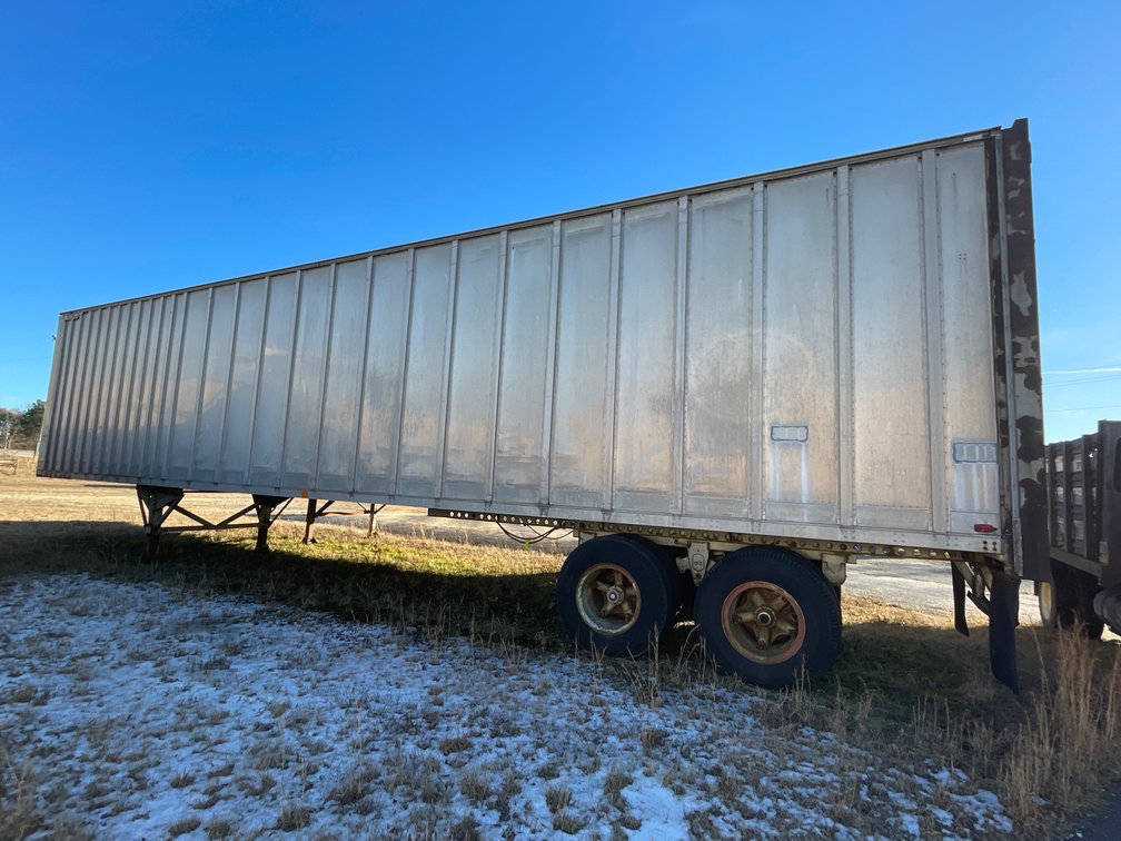 Road Trailer (No Title)