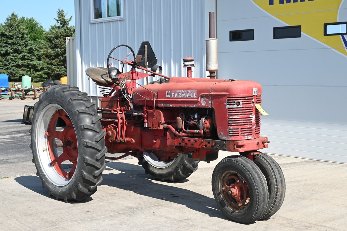 1954 McCormick Farmall Super H NF Gas Tractor Kisro Retirement