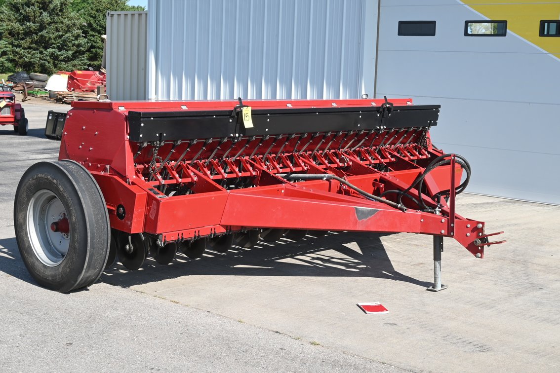 1994 Case International 5300 Soybean Special 12’ Grain Drill Kisro Retirement