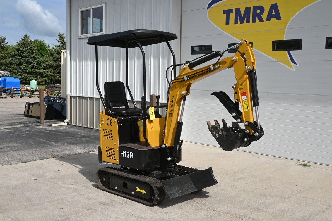 2025 AGT H12R Mini Excavator