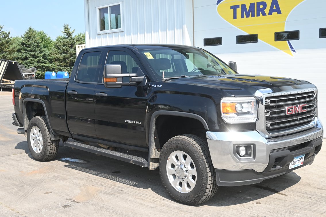 2016 GMC Sierra Pickup Truck