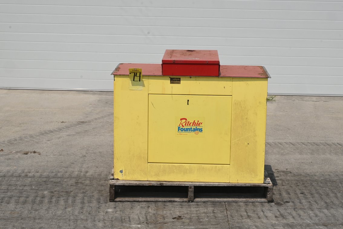 Ritchie Fountains Waterer, Kisro Retirement