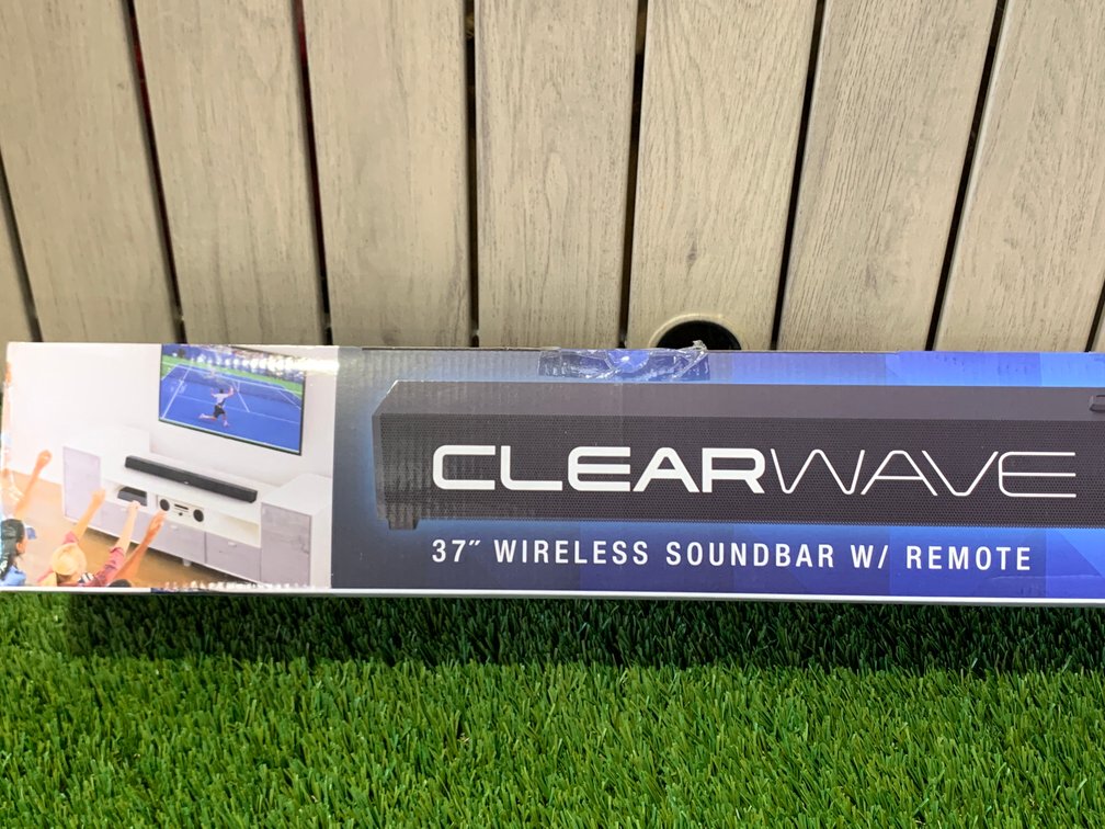 37in Wireless Soundbar with Remote control ( bluetooth) NEW