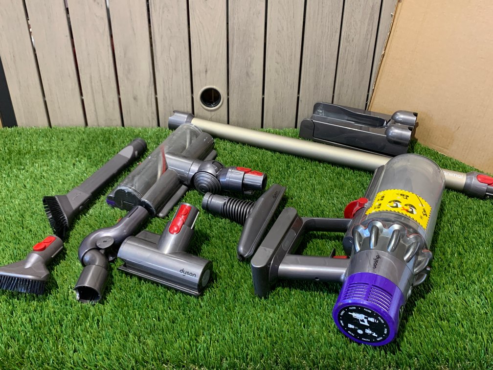 Dyson V8 Cordless Stick Vacuum Cleaner TESTED/WORKING