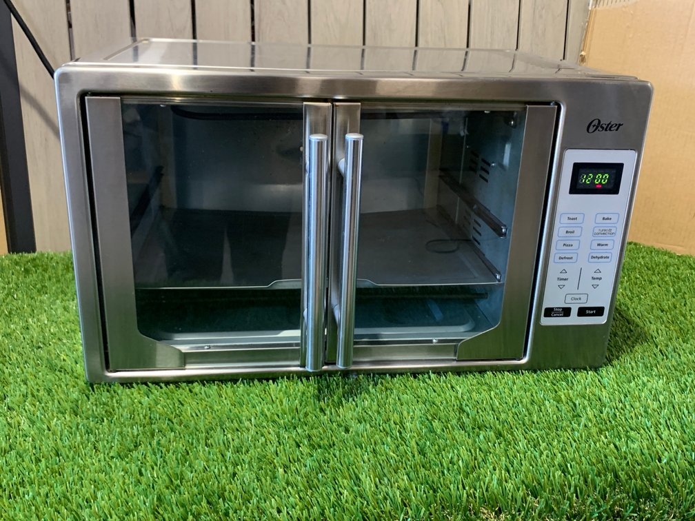 Oster Toaster Oven, 7-in-1 Countertop Toaster Oven - Tested/working 