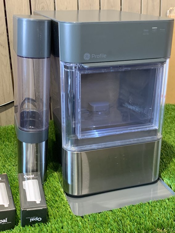 GE Profile Opal 2.0 with 0.75 Gallon Tank Countertop Nugget Ice Maker - Tested/working 