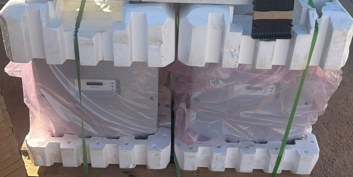 (2) Two New SMA Sunny Boy SB5000 5000W Inverters 240v - paralleled up to 10000W
