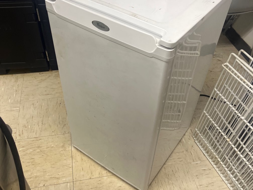 Whirlpool Mini Refrigerator