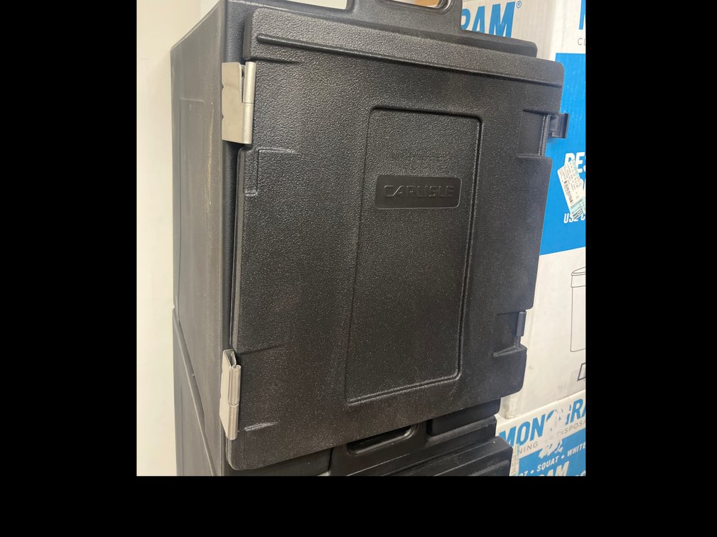 Carlisle Insulated Food Carrier