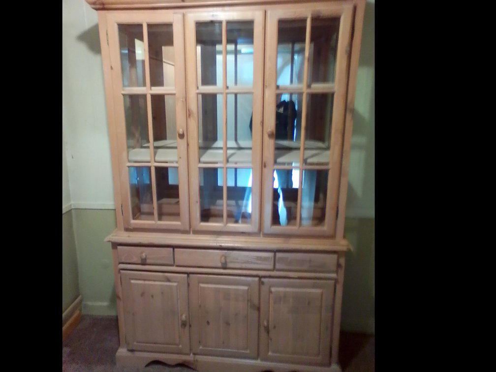 Curio cabinet