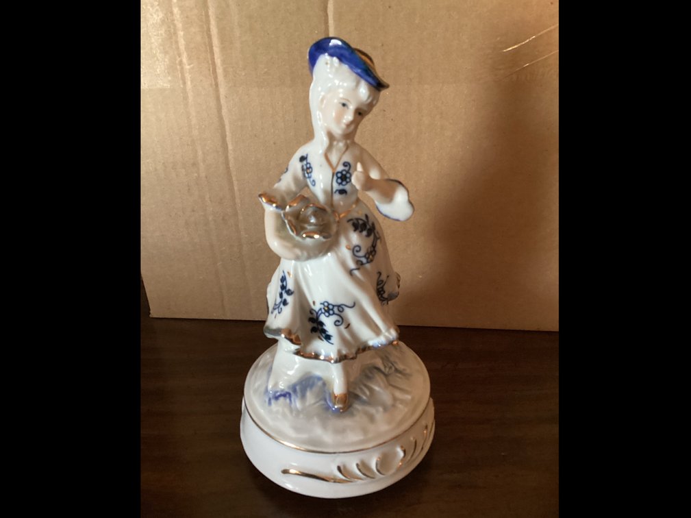 Porcelain Music Figurine