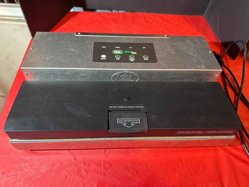 MaxVac 500 Vacuum Sealer