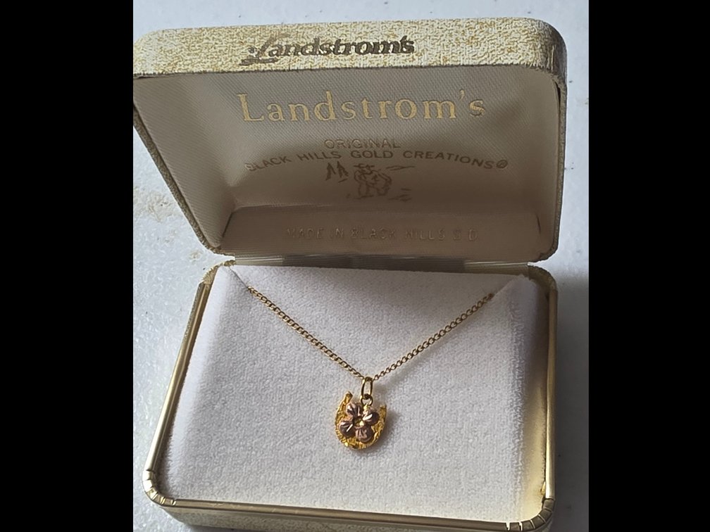 Landstroms Black Hills Gold Necklace