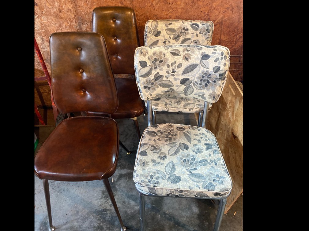 Kitchen Chairs Lot of 4