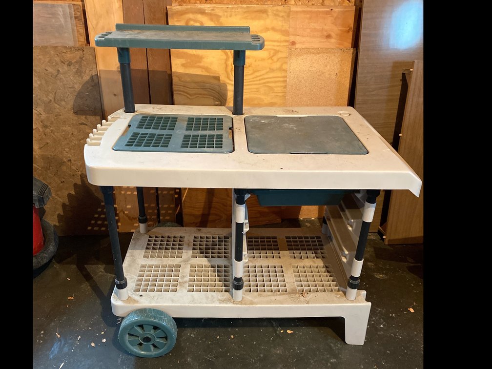 Suncast Plastic Garden Cart with Wheels