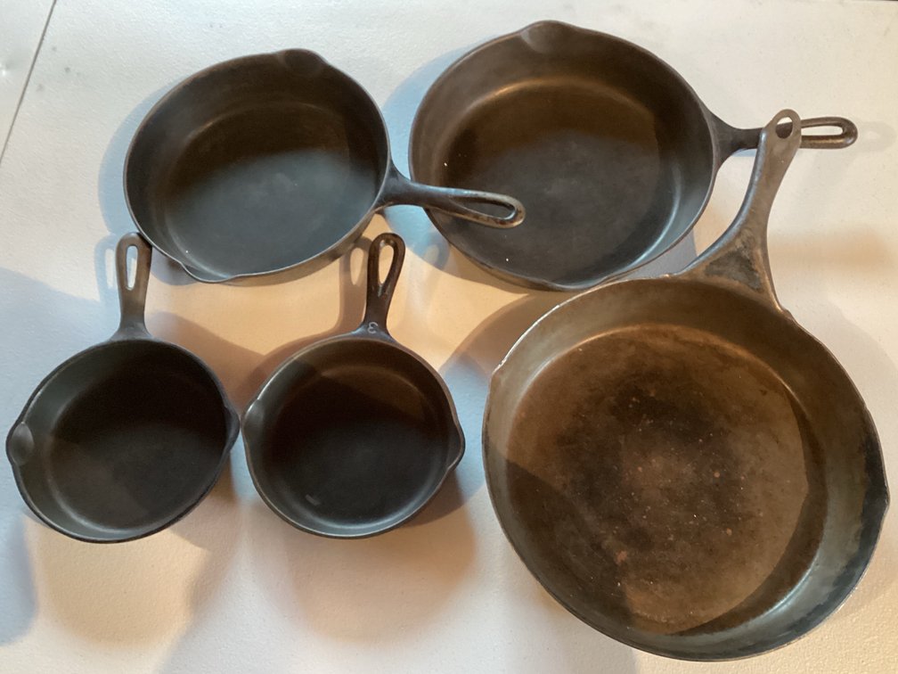 (5) Cast Iron Skillets