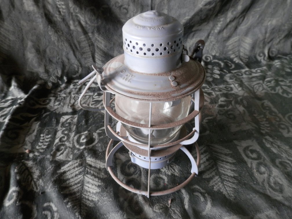 Armspear Manufacturing Fuel Oil Lantern