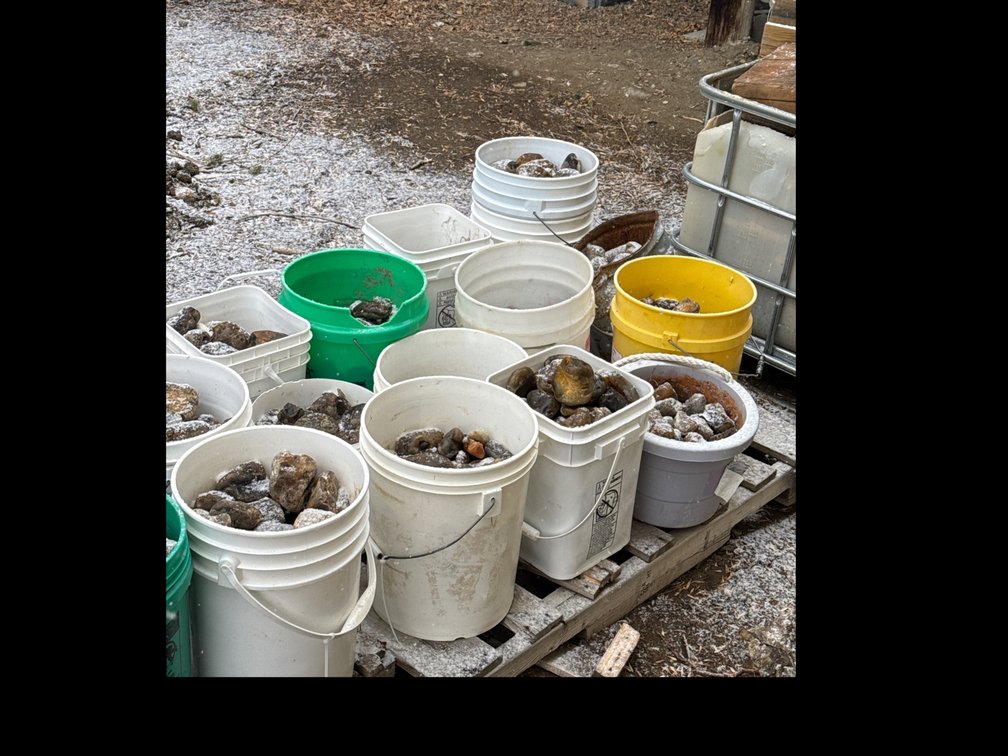 Pallet lot of Landscape Rock