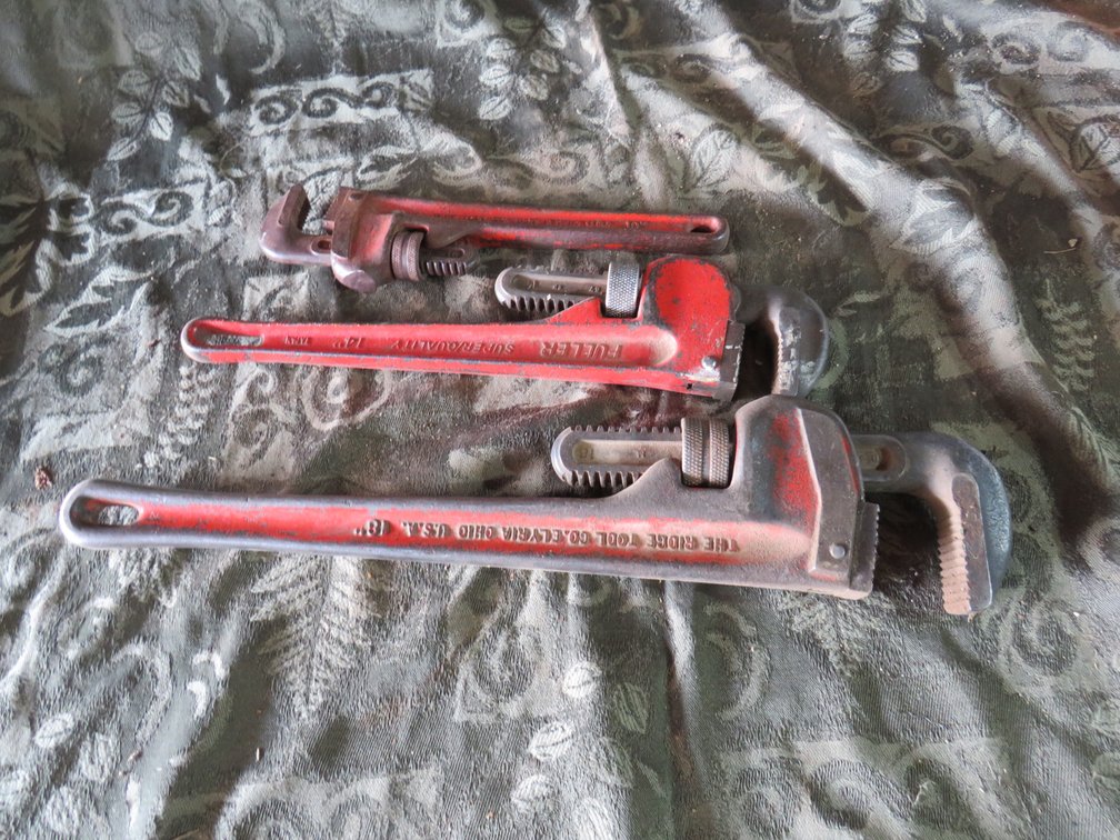 (3) Pipe Wrenches