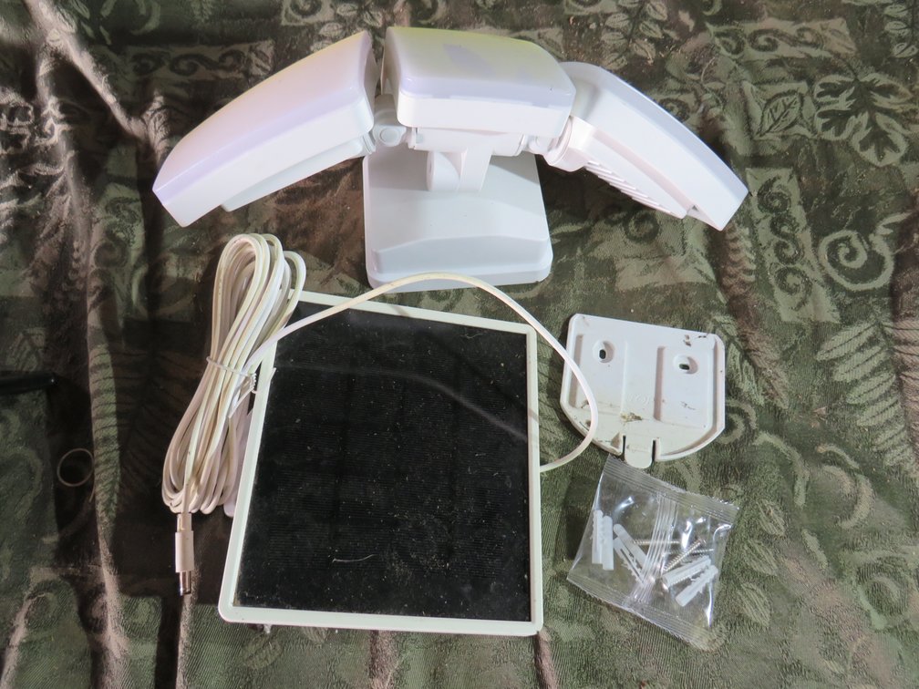 Solar Powered Motion Sensor Light
