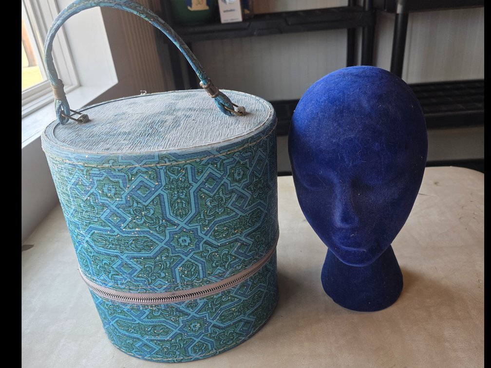 Wig Box and Head