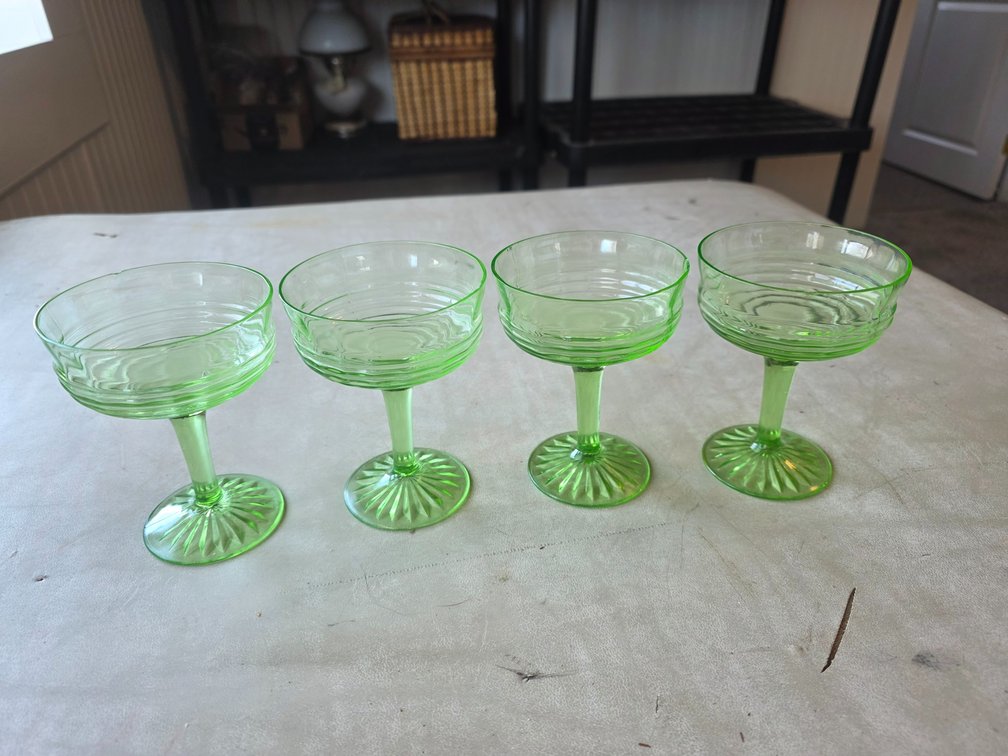 Green Glass Adult Drink Glasses
