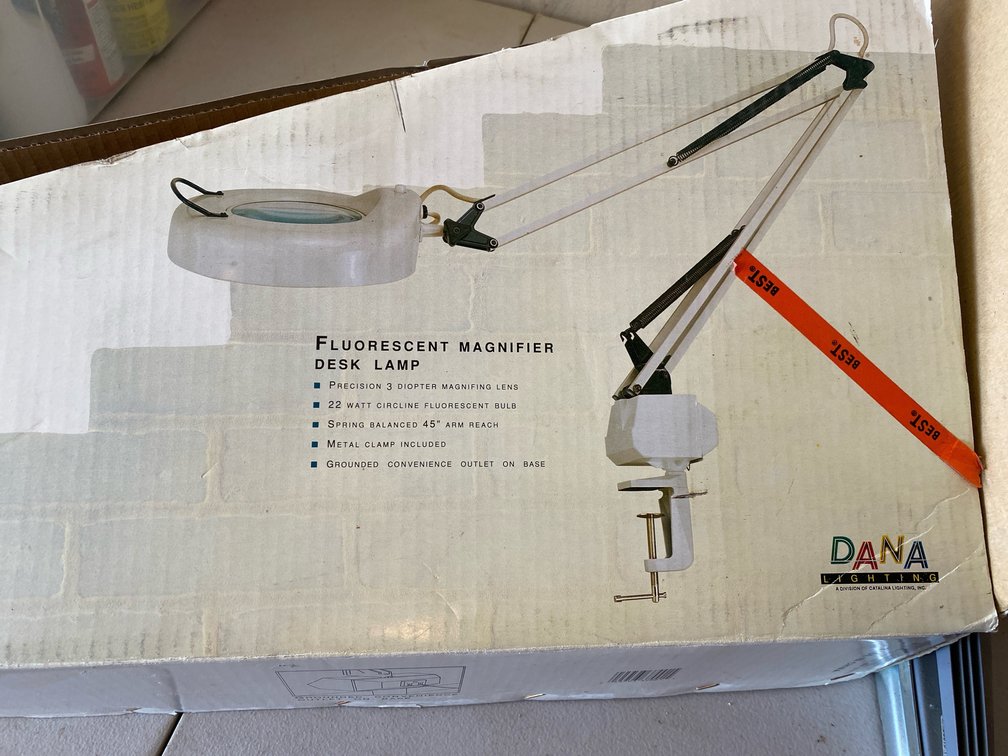 Function First Fluorescent Magnifier Desk Lamp NEW