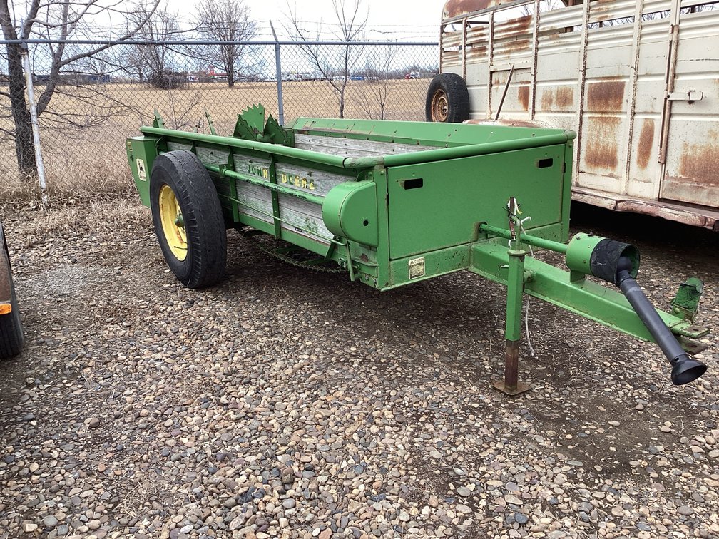 John Deere Manure Spreader