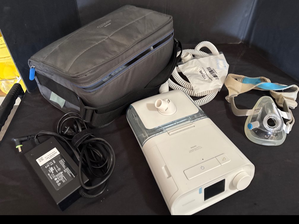 Phillips C-Pap Machine W/Carry case