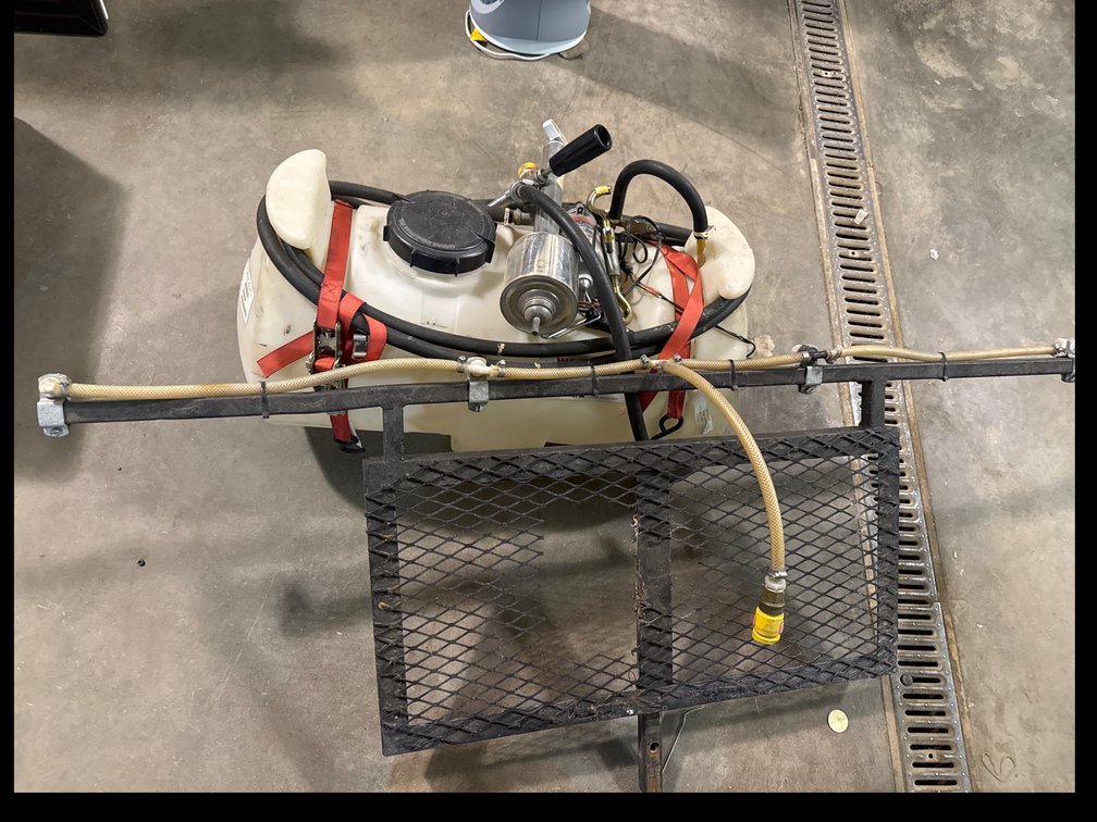 14 Gallon Sprayer and Tank