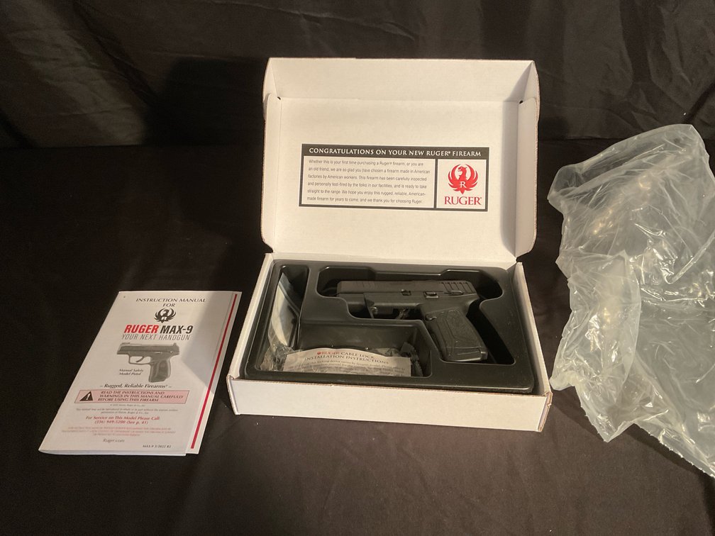 Ruger Max-9 9mm Semi-Auto Pistol NIB