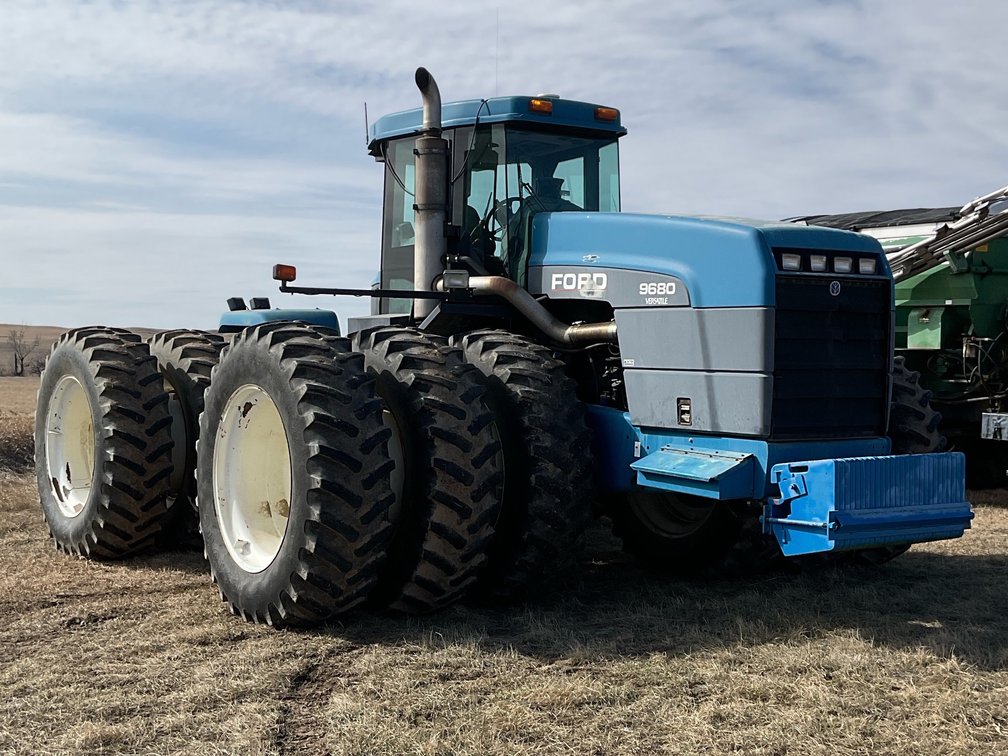 Ford New Holland 9680 4WD Tractor With Triples