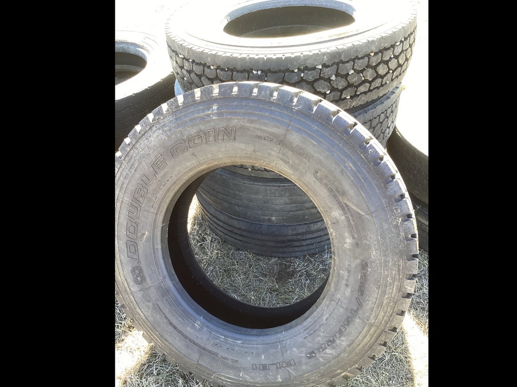 Assorted 295/75R22.5 Tires(5)