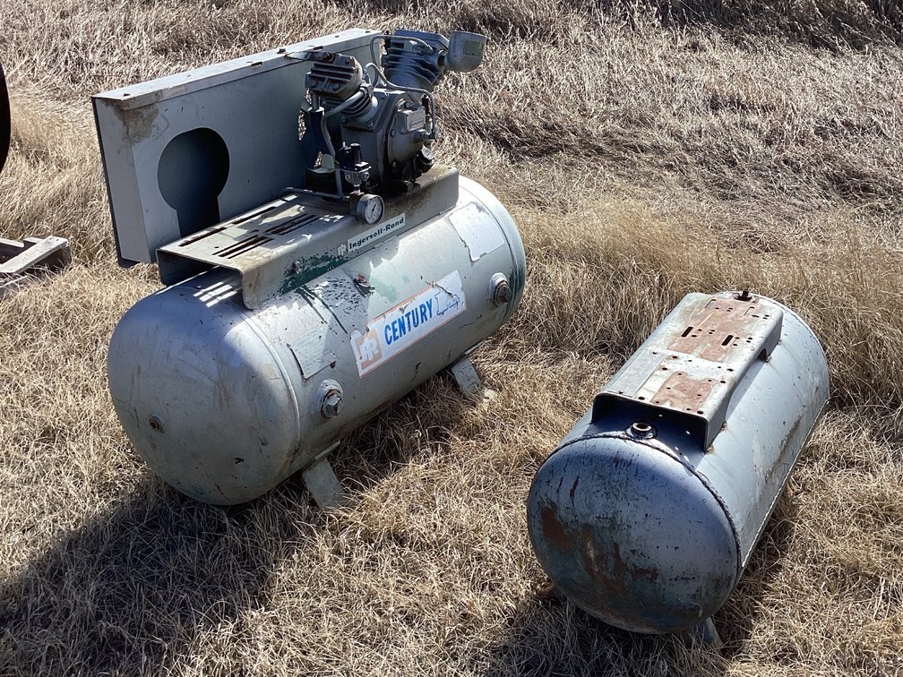 Ingersol Rand Century II  60 Gallon Air Compressorr