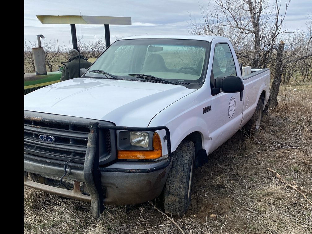 2000 Ford F-250 Pickup Truck Parts NON Runner