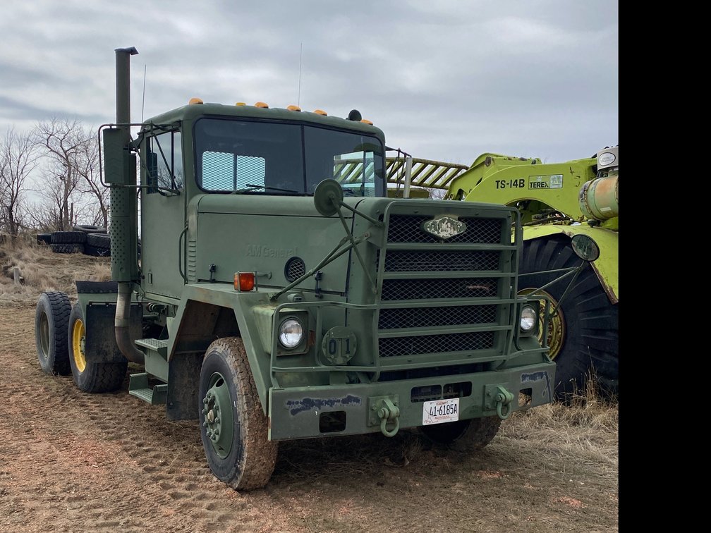 AM GENERAL 6x4 Army Truck