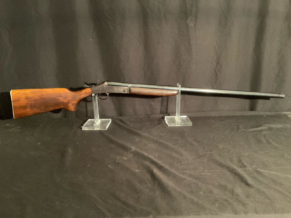 Harrington & Richardson Topper M48 12 Gauge Single Shot Shotgun