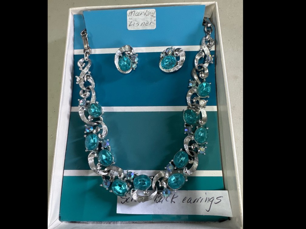 Lisner Costume Jewelry, Aquamarine Color Rhinestone.