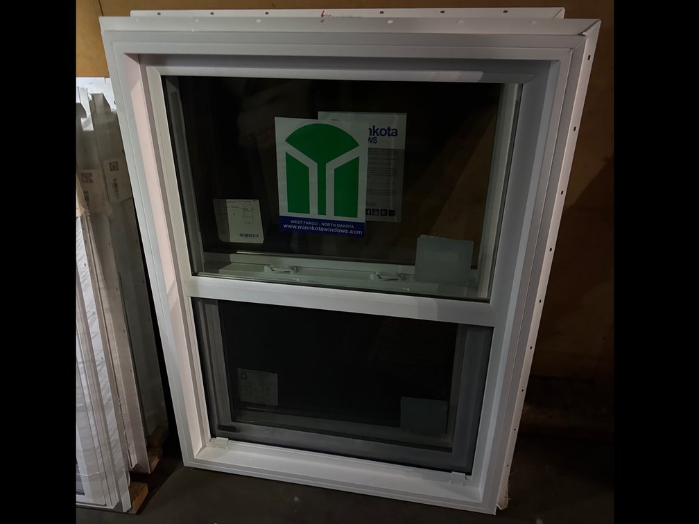 Two Minnkota Sliding Windows W/Screens