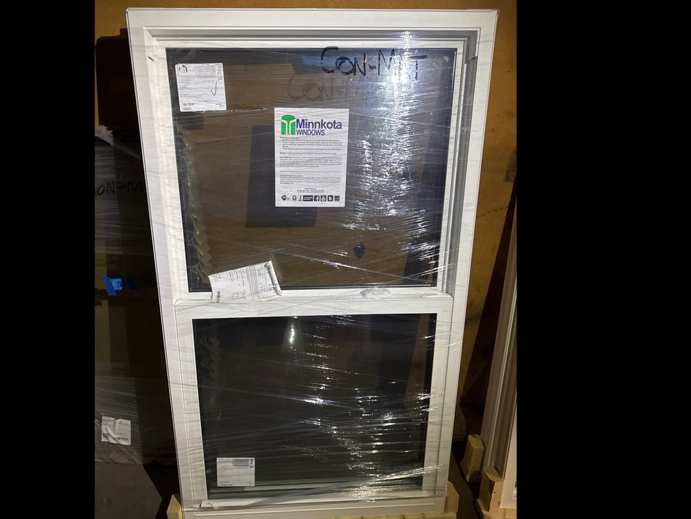 Minnkota Sliding Window W/Screen