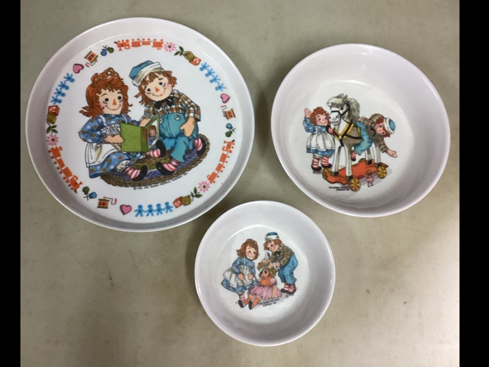 1969 Oneida Deluxe Raggedy Ann and  Andy Dish Set