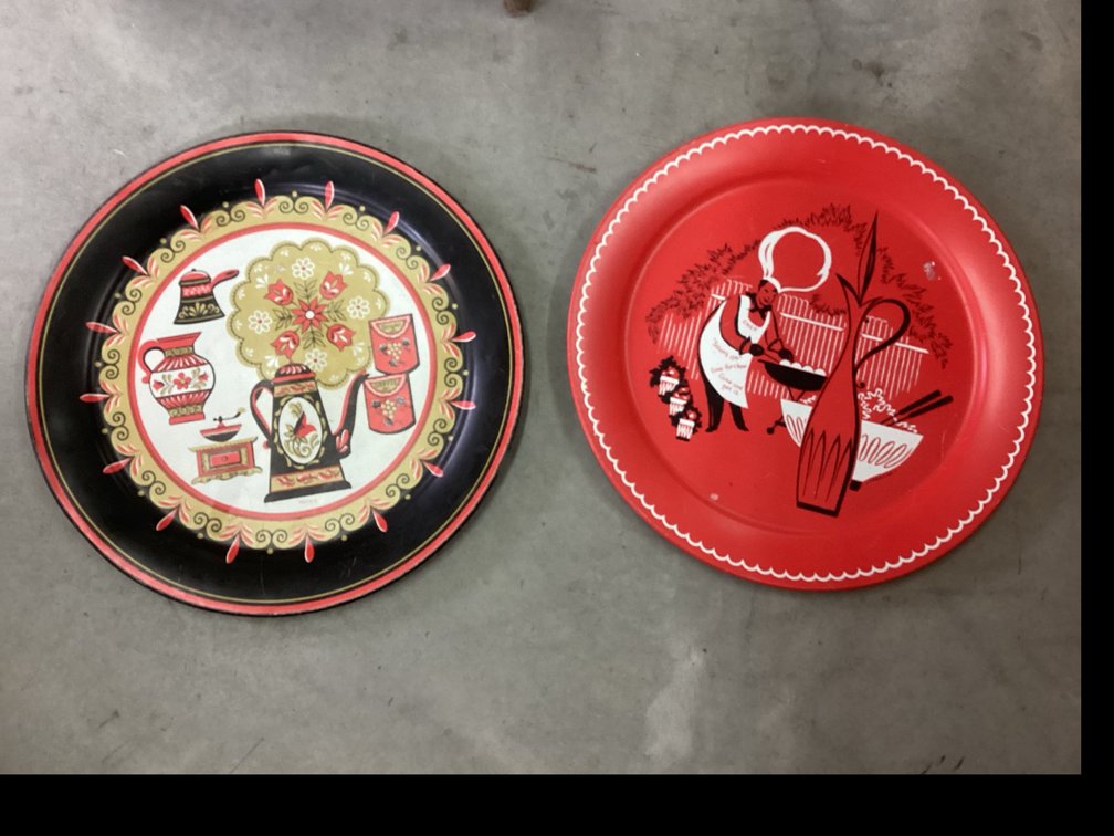 Maxey Style Round Metal Serving Trays