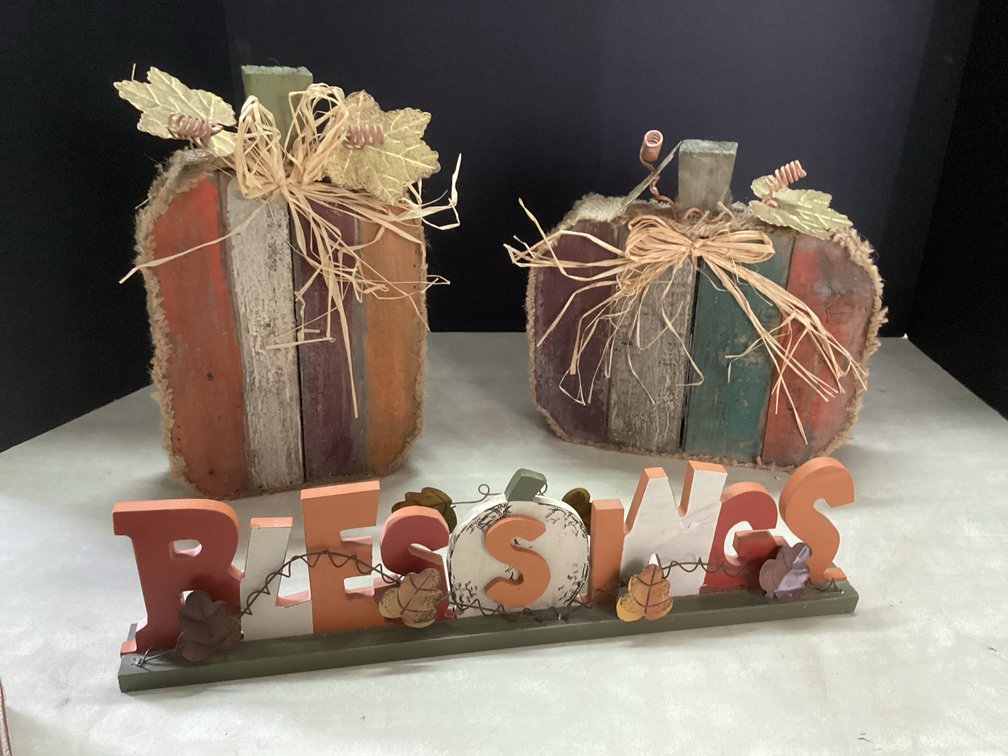 Thanksgiving Decor