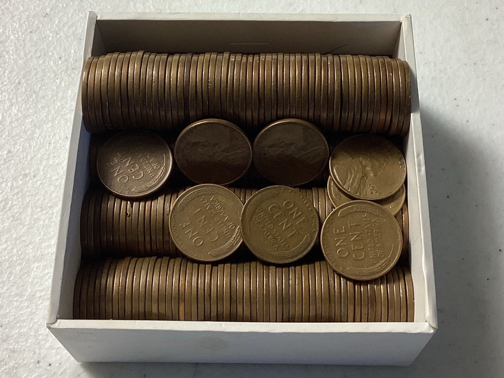 Assortment of Wheat Pennies (Approximately 270)
