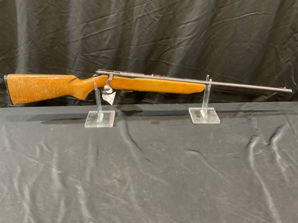 Ward’s Western Field .22 S-L-LR Bolt Action Rifle