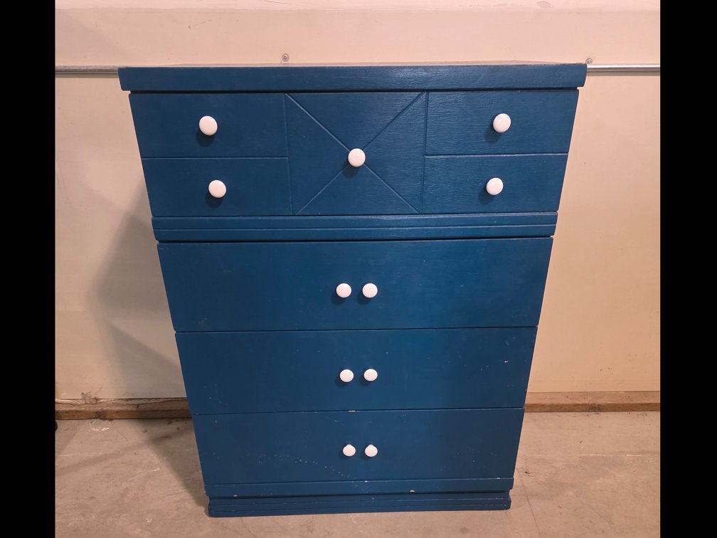 Dresser