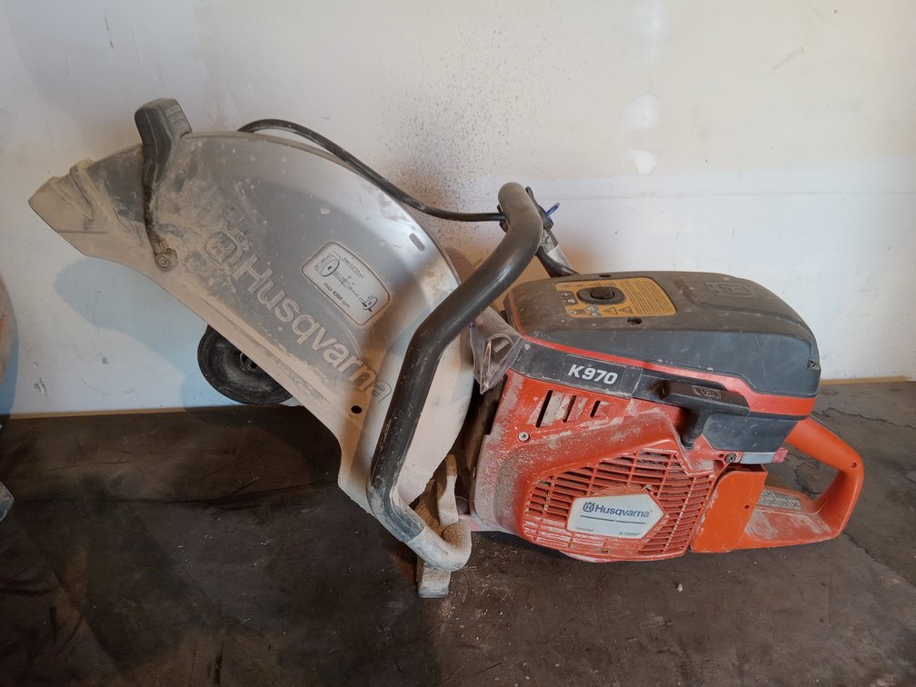 16" Husqvarna K970 Gas Powered Concrete Saw