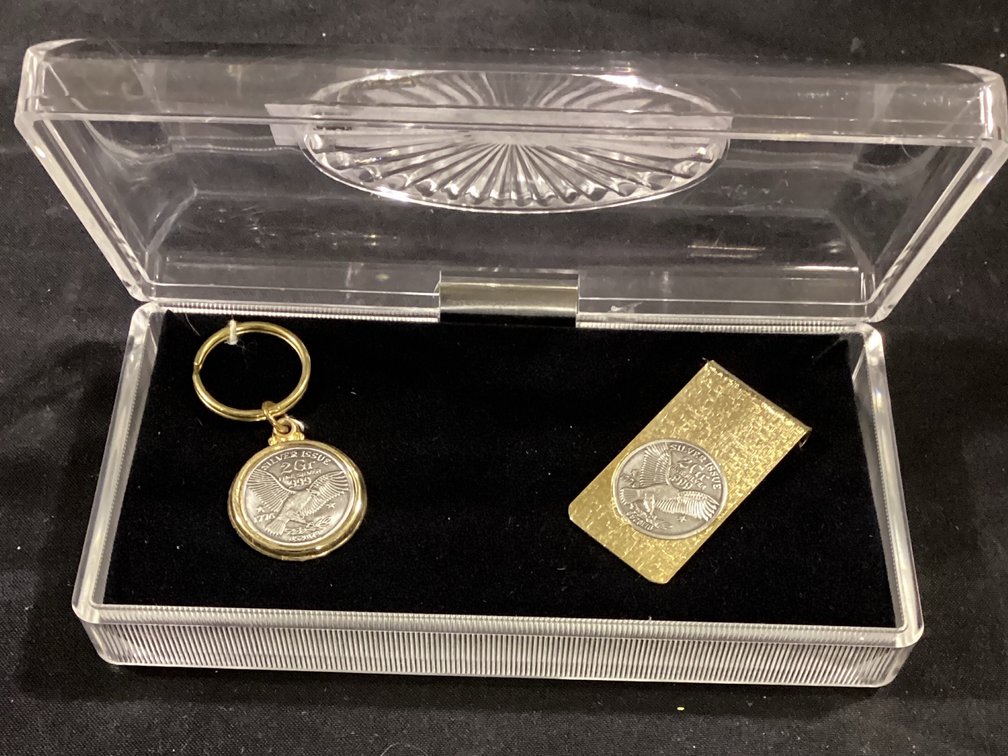 New Silver Keychain and Money Clip