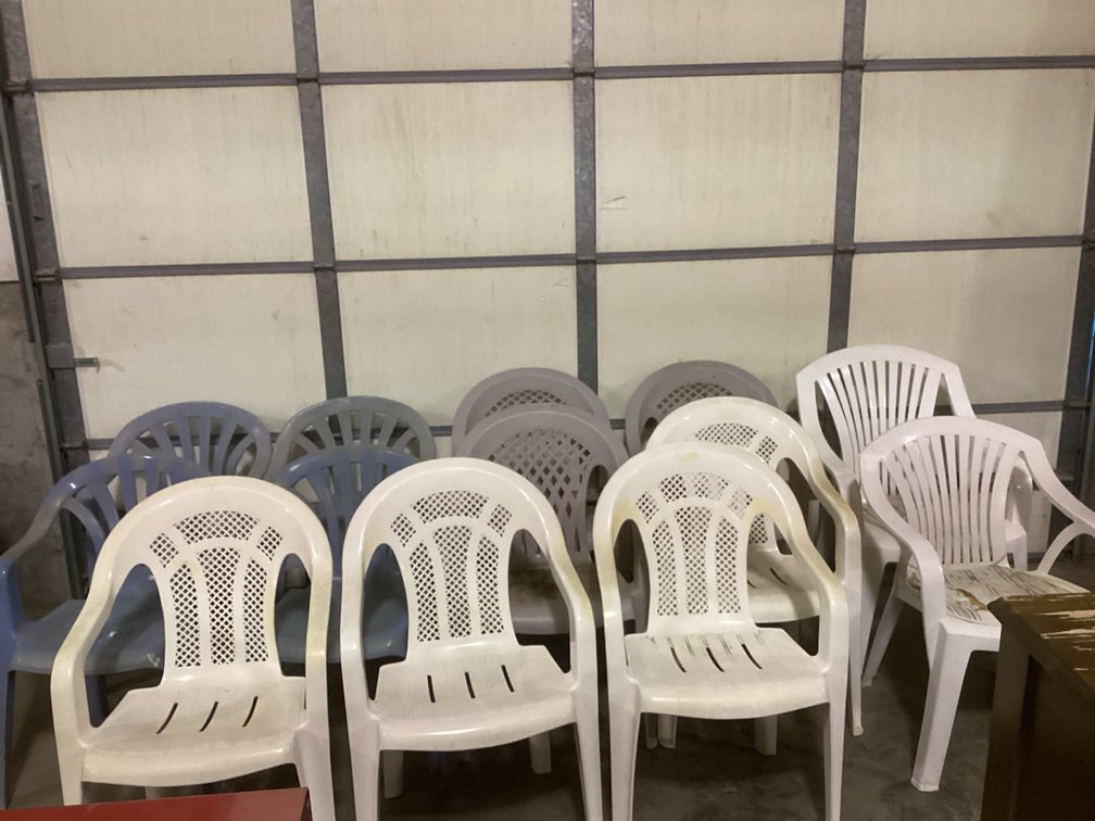 Plastic Lawn Chairs